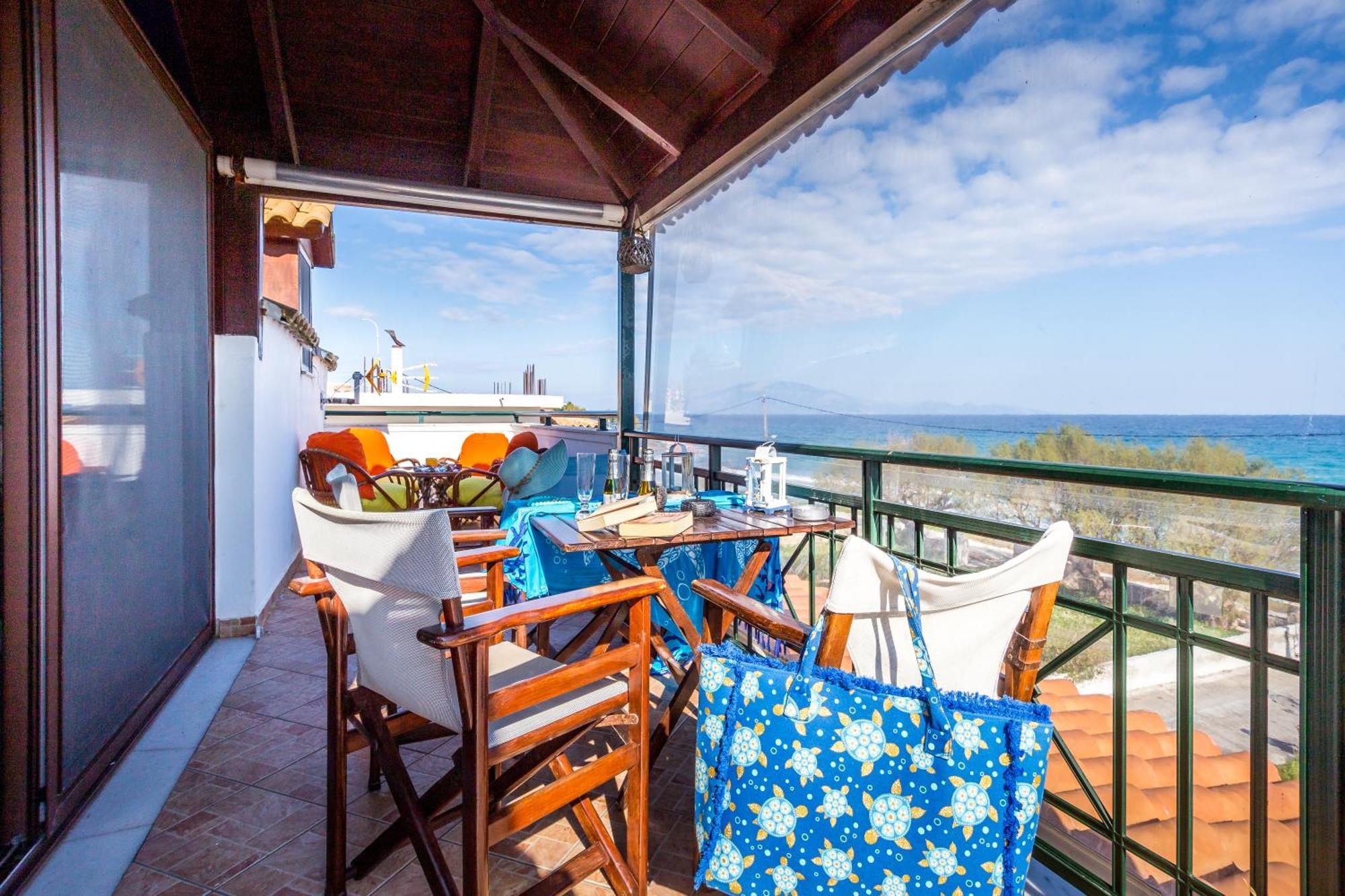 Tonias Houses - Thea House And Vrachos Attic Appartment Alykanas  Bagian luar foto