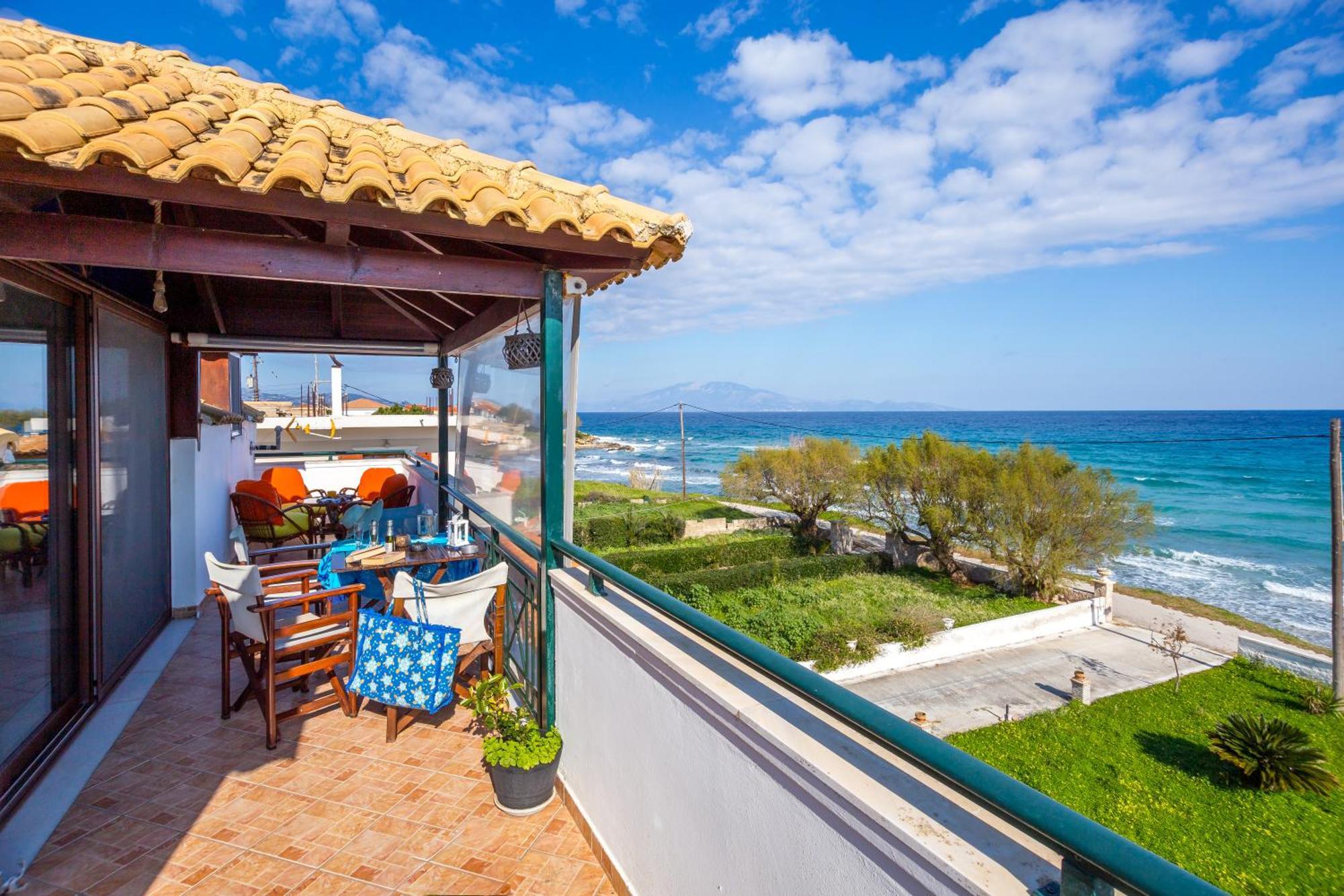 Tonias Houses - Thea House And Vrachos Attic Appartment Alykanas  Bagian luar foto